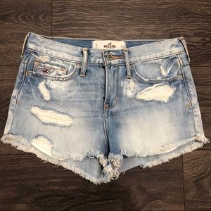 NWOT Hollister High Rise Denim Cut Off Shorts